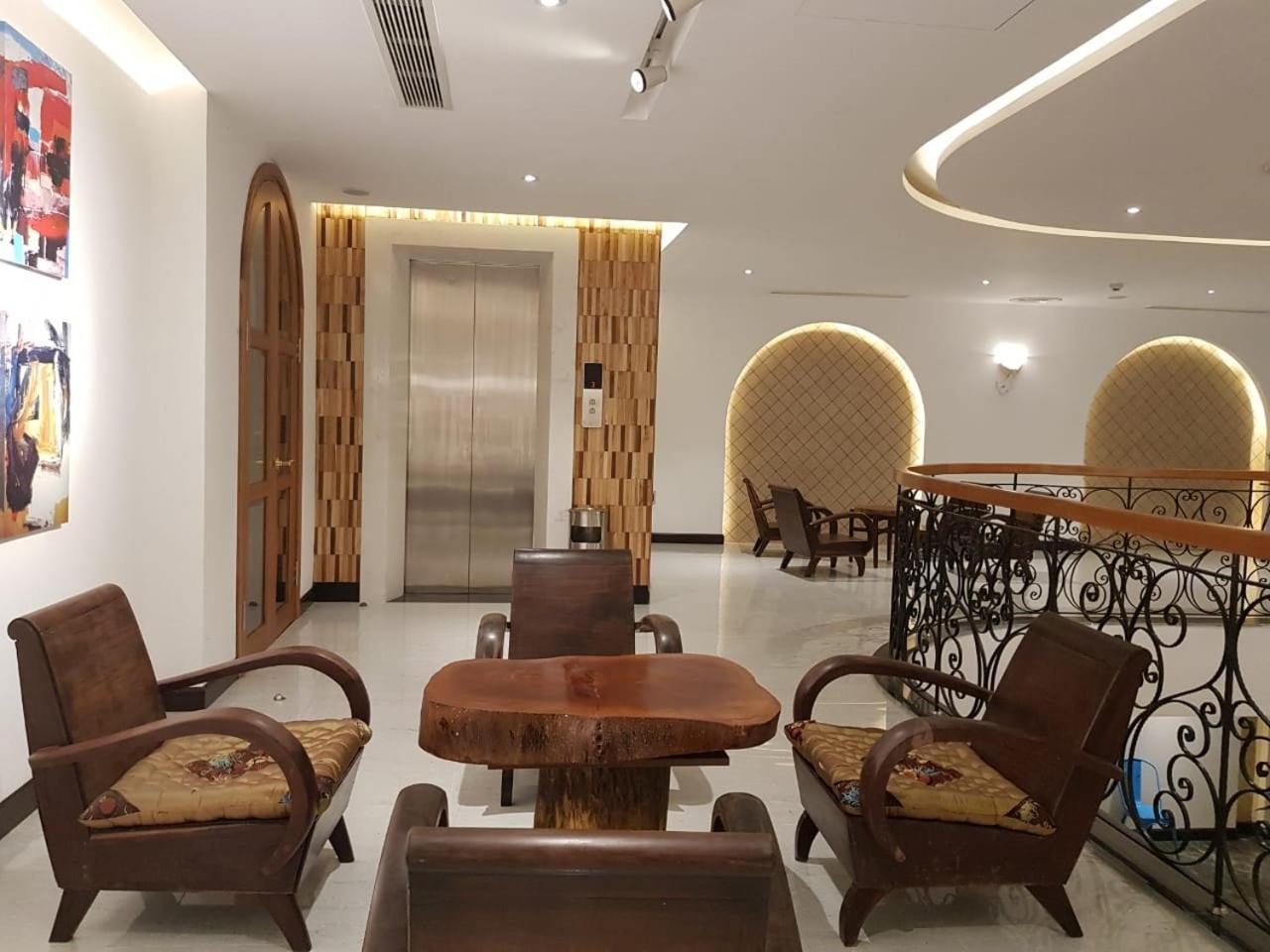 Khách sạn Santori Vịnh 3*